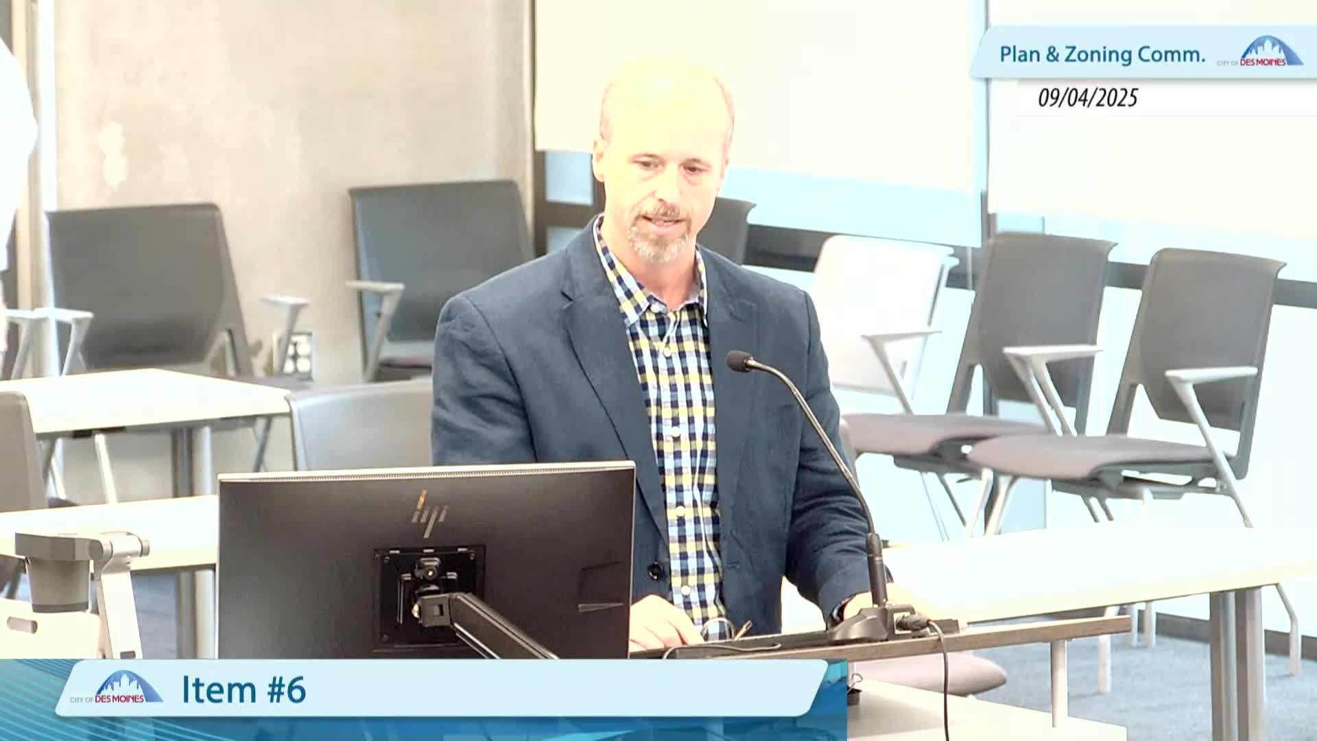 Commission approves zoning amendments to align ADU, tobacco and sign rules with state law and council direction