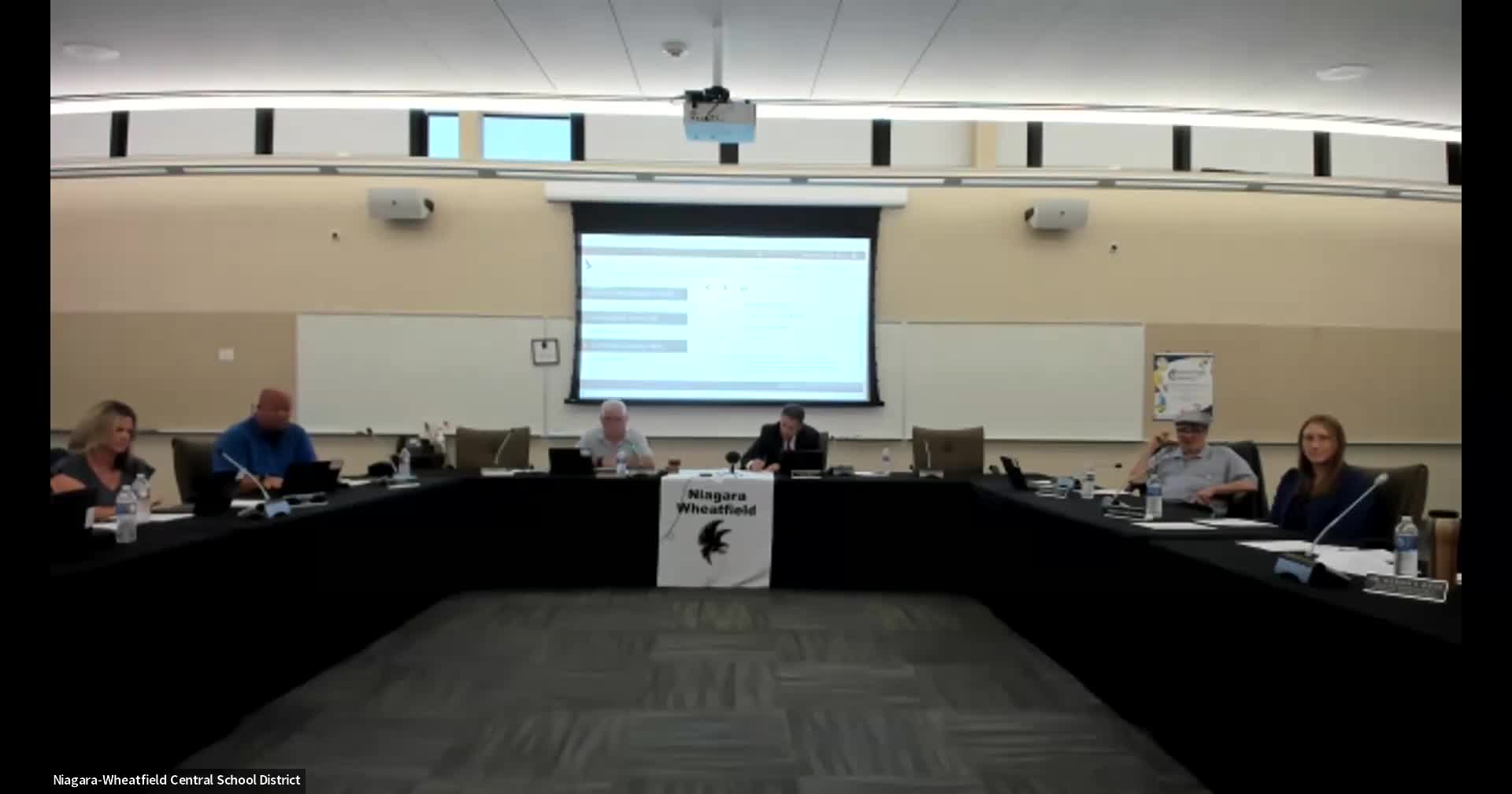 Resident urges board to ban vaccine mandates, cites recent court rulings