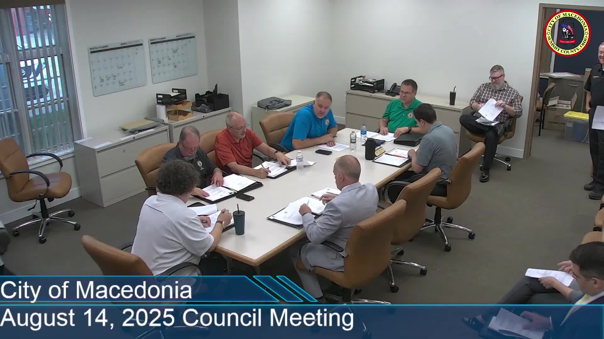 Council introduces ordinance to require hard-surface residential driveways