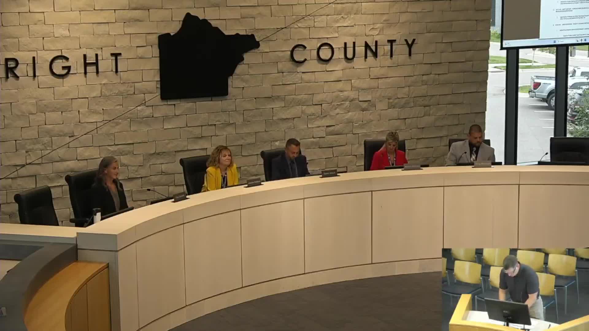 Wright County approves Casa 35–Casa 8 roundabout contract over lone dissent; funds signal upgrades