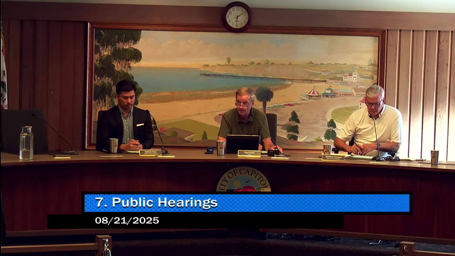 Capitola Planning Commission approves moving donor panel to wharf entry, orders it raised