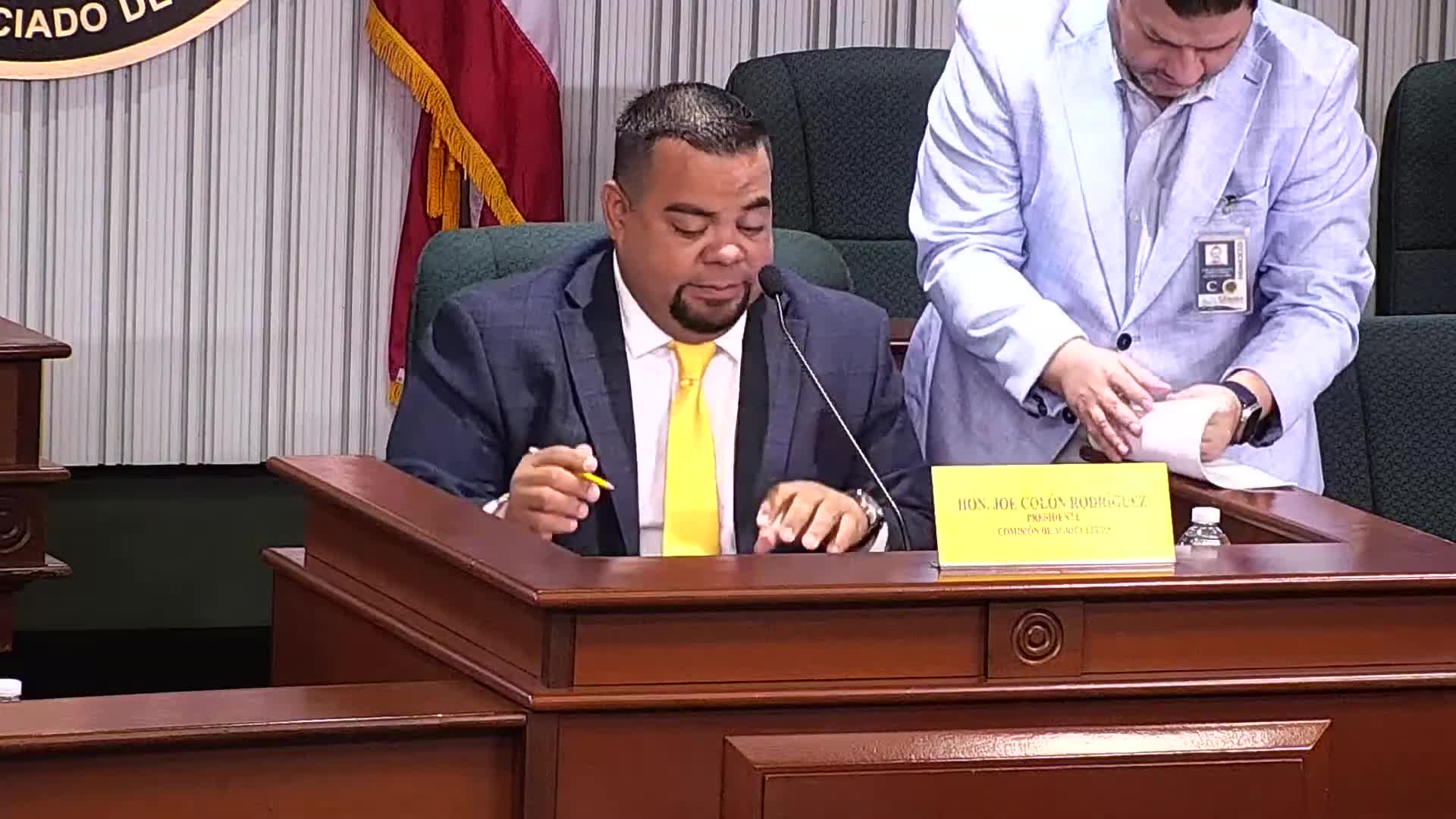 Committee signals support for S.190 to expand Manos para el Campo' program; department urges clarifications and operational recommendations