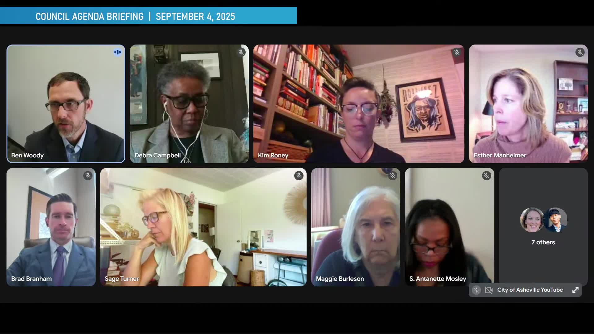 Council briefed on second reading of panhandling ordinance changes; amendment adds high-traffic zones ban on verbal solicitation