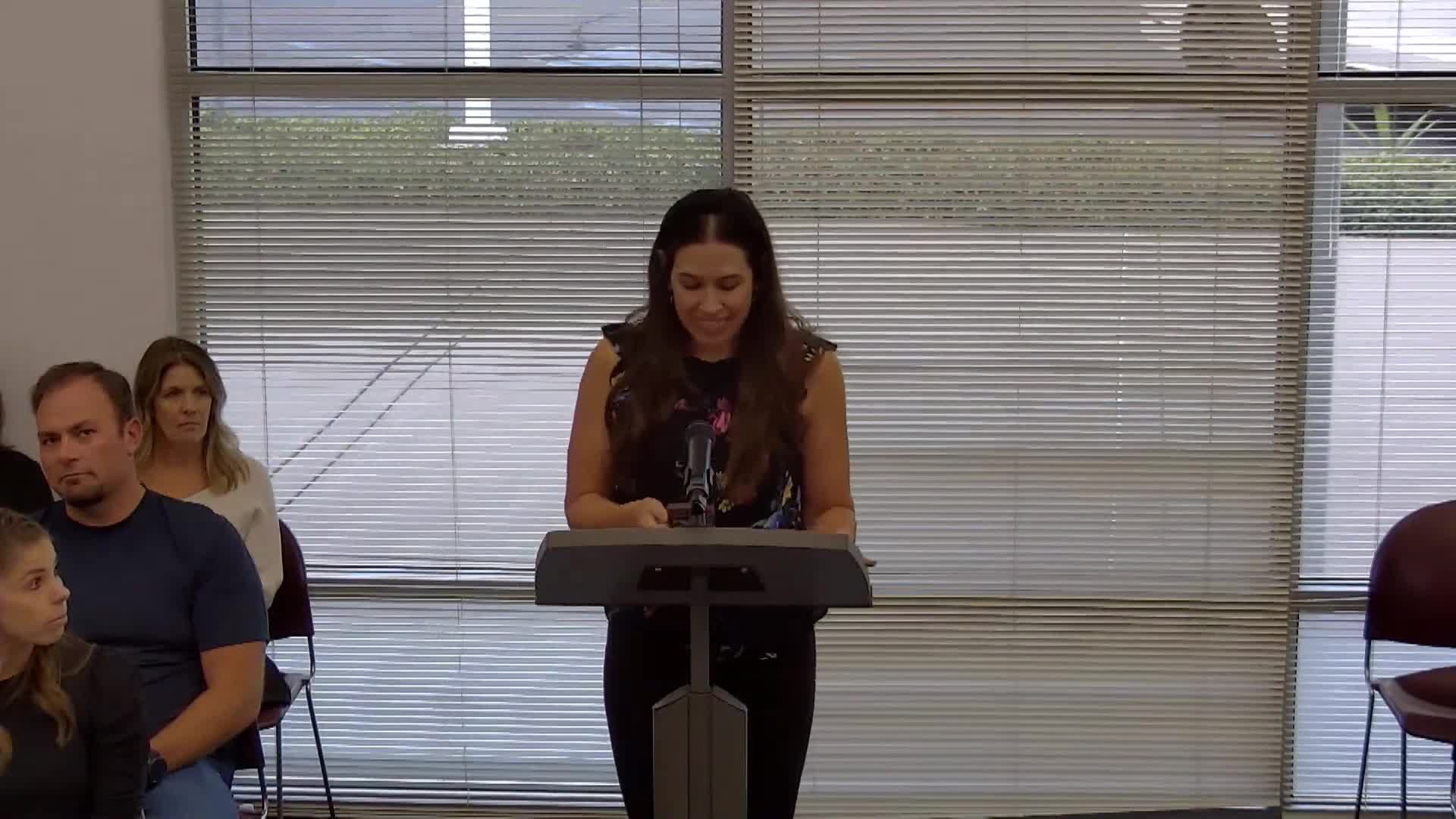 Parents, teachers clash over Green Hills’ new “walk and talk” morning routine