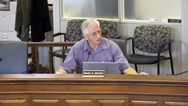 Committee approves amended air service board bylaws and FAA maintenance agreement; releases airport project retainage