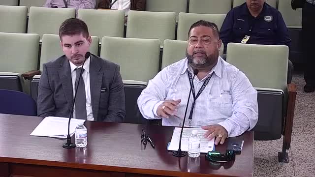 Puerto Rico Officials Discuss Community Hub for Hurricane Preparedness and Volunteer Coordination