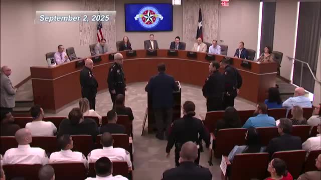 Pasadena Police Department reaccredited by Texas Police Chiefs Association; mayor presents heroism citations