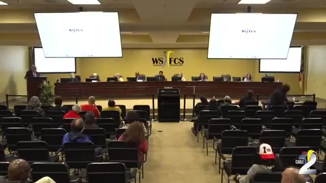 Board approves amended auditor contract as state agencies prepare separate internal‑controls review; board agrees to extend superintendent search