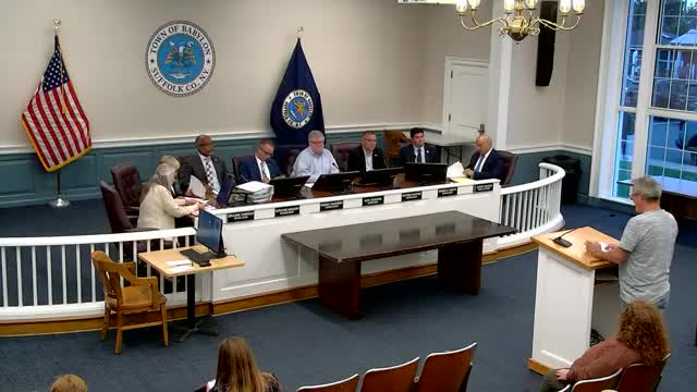 Residents urge town to reject FEIS and traffic findings for proposed industrial park near Wheatley Heights