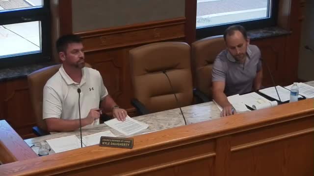 Committee approves drafting of new food-truck rules including $100 licensing fee and spacing requirement