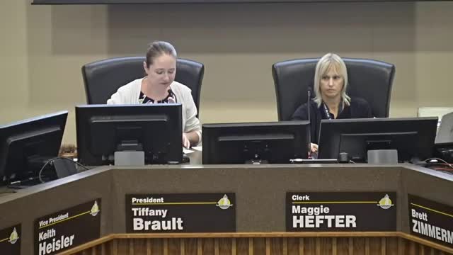 Council debates stronger rules for curbside containers but opts for education and enforcement first