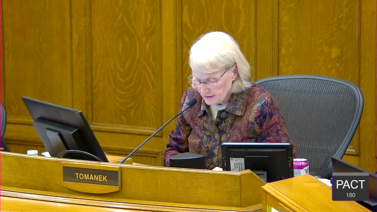 Citizens Address Duluth Council on Contractor Delays and Setback Requirements