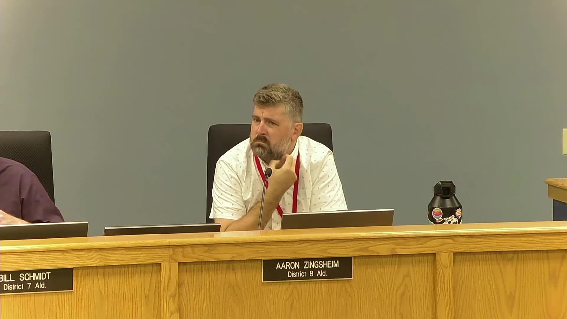 West Bend Council Approves 2026 Taxi Services and Mister Carwash Development Plans
