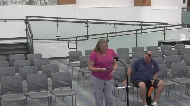 Parent urges District 303 to push back school start date, citing summer heat and bus riders