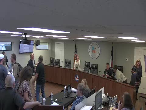 Council approves interim city manager contract, directs HR to vet candidates for permanent hire
