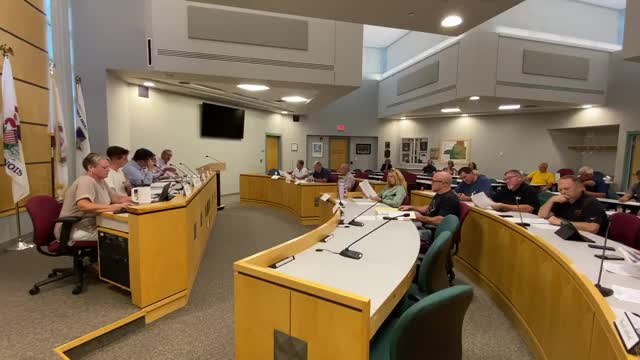 Property owner asks to rezone 32‑acre tract to allow a future single‑family home; staff recommends approval