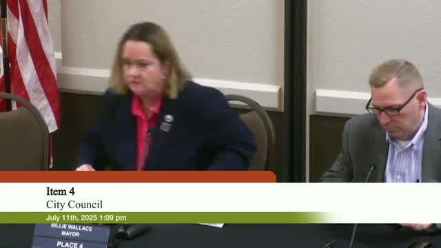 Waxahachie council appoints Ricky Boyd interim city manager; public praises Michael Scott’s 23 years