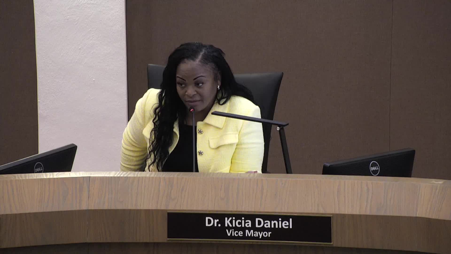 Tamarac City Commission Reviews Residential Development Plans and Community Concerns
