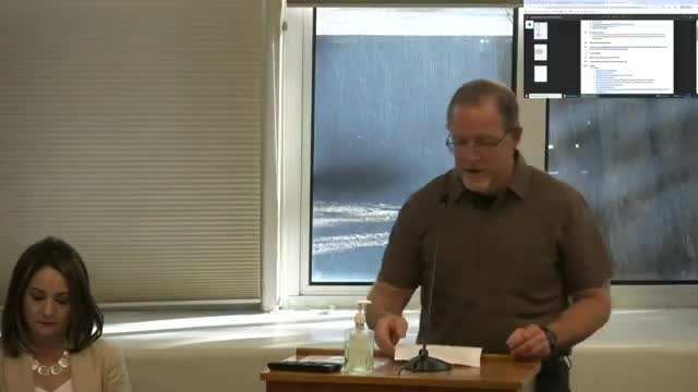 Teacher urges Santa Fe district to adopt firm cell-phone ban to curb cheating and disruption