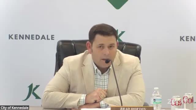 Kennedale holds public hearing on rezoning for Waste Connections site on South Price Road