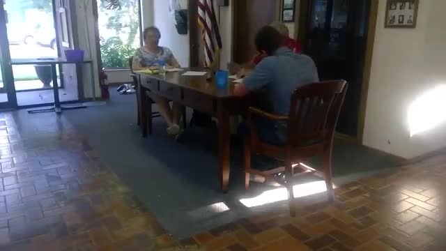 Town clarifies process for serving ordinance-violation notices; staff to sign and mail certified for abatements