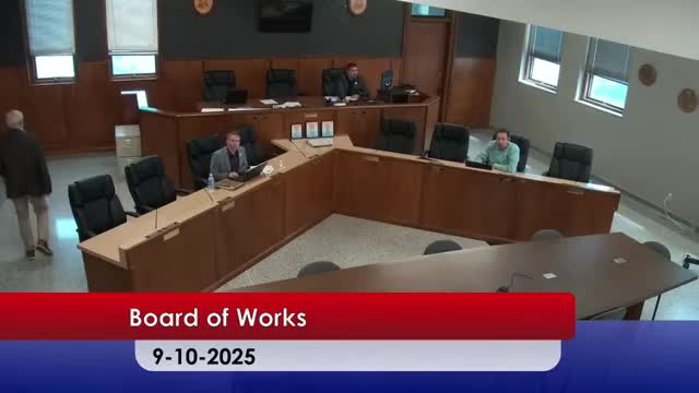 Board approves Serviscape contract for downtown Christmas tree and decorations