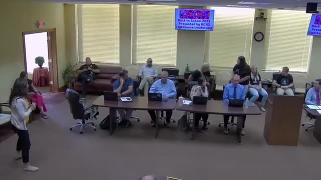 Students present Lighthouse leadership program; board hears how it expanded freshman support and student voice