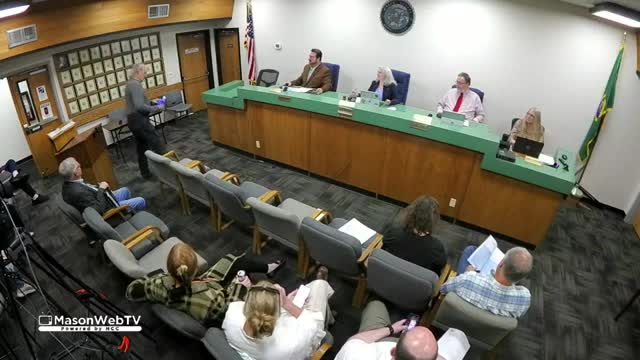 Resident urges county to recheck tree‑cutting decision near Hunter Farms, citing safety concerns