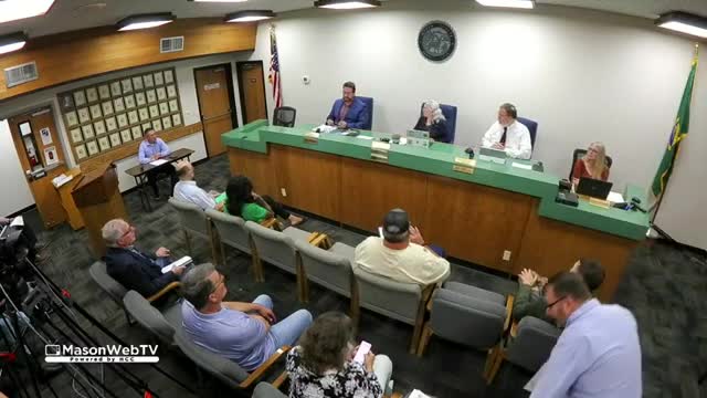 Sheriff's detective recognized with 'Green Star' for role in large animal-cruelty response