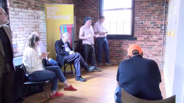 Retreat debates trade‑offs for transit: boost frequency now or invest in zero‑emission buses later