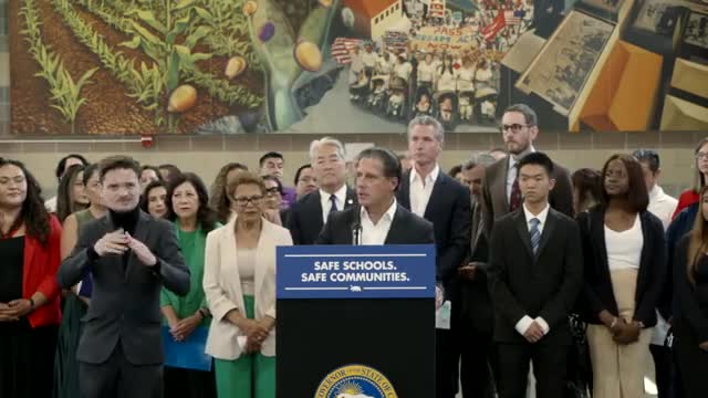 Los Angeles Unified outlines local protections for immigrant students: safe passage, training and legal fund