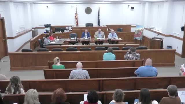 Fiscal court approves routine cash transfer and voucher register totaling roughly $921,000