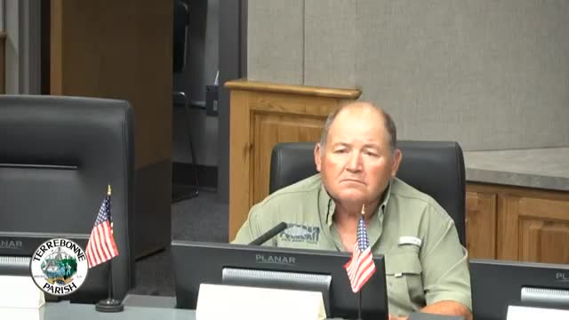 Council Discusses Variance Process and Landscaping Options in Zoning Regulations