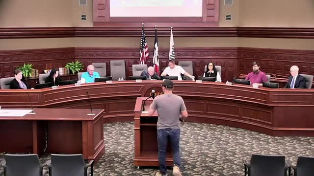 Resident urges change to fence ordinance after enforcement letter; staff to follow up