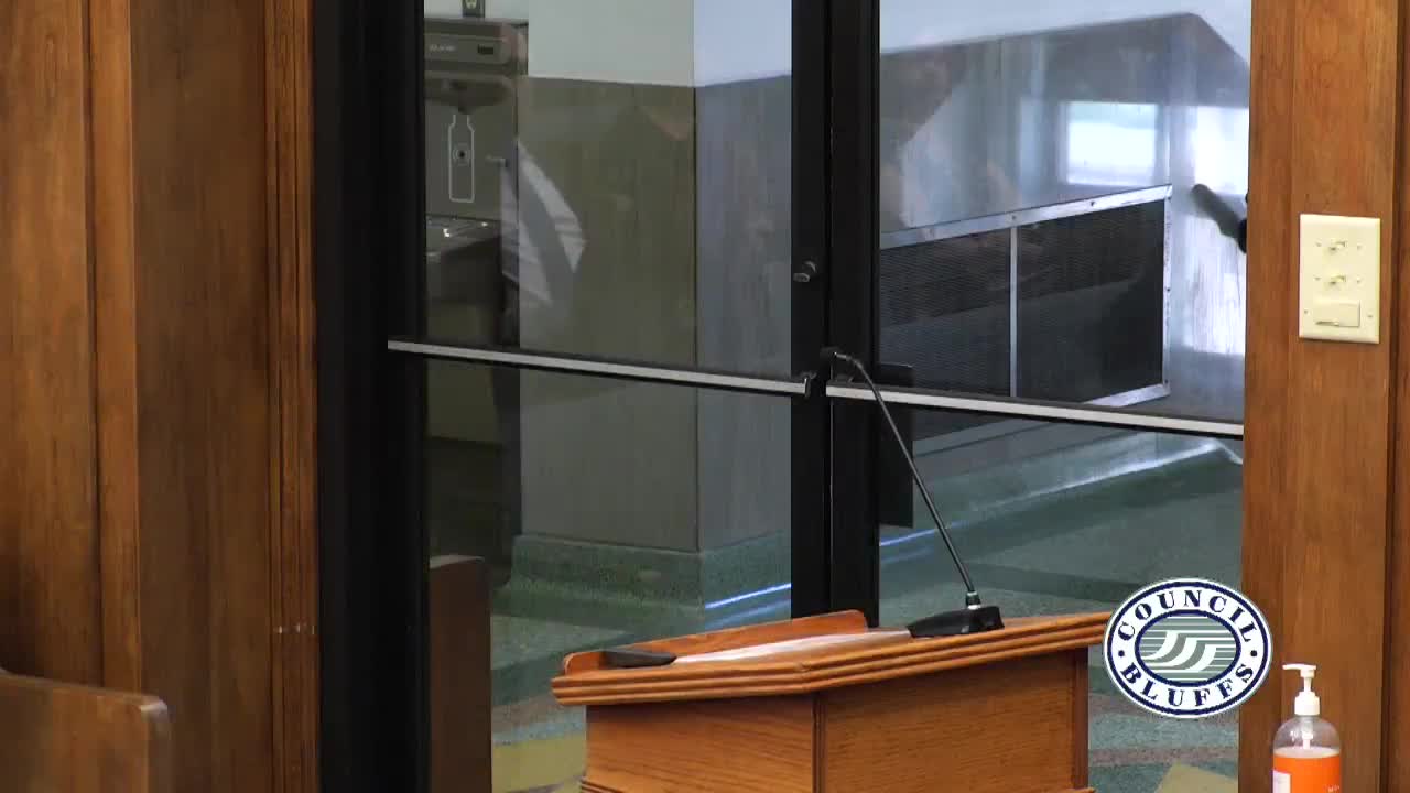 Study recommends focus on West Broadway, microtransit for outer neighborhoods