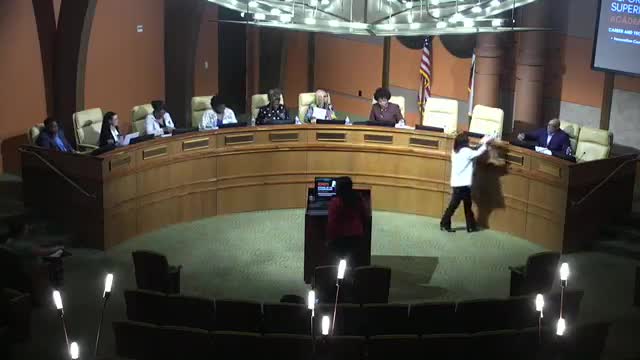 Cedar Hill ISD reviews CTE programs, industry certifications and funding; Perkins and CCMR funds highlighted