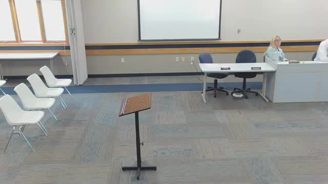 Board hears first reading of new student electronic‑device policy that would restrict phones during class