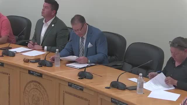 Council approves right‑turn lane on West Main at South Bernard; funding approved