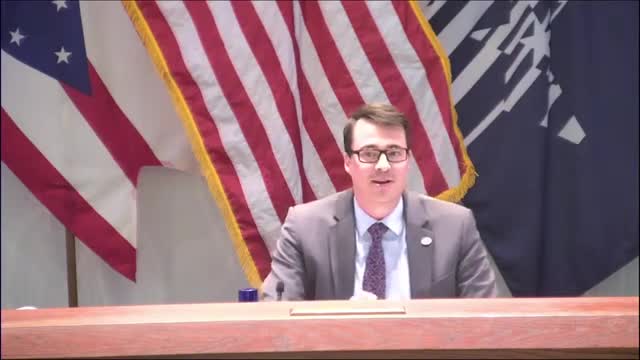 City previews plan to hire custodial and maintenance staff for new facility; administration cites control, emergency access and cost tradeoffs