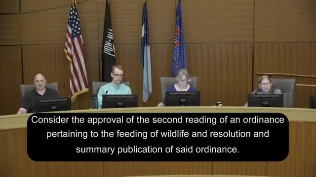 Council broadens wildlife-feeding ban to cover all species, approves ordinance and summary publication