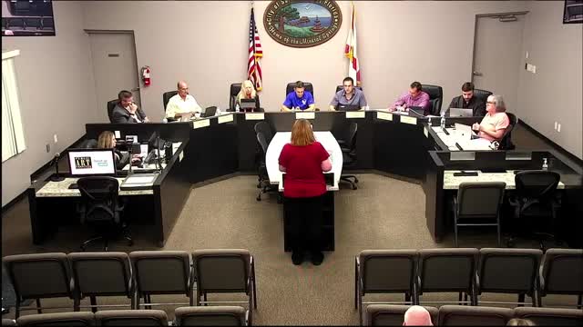 Commission approves $35,000 permanent fencing at Folly Farms after debate over animals and costs