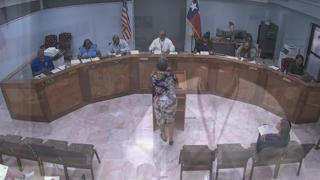 Brookshire council orders code enforcement to press apartment owners to fix mold, structural and sanitation problems