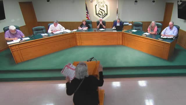 Simon Benton library promotes digital-inclusion classes and monthly community hub