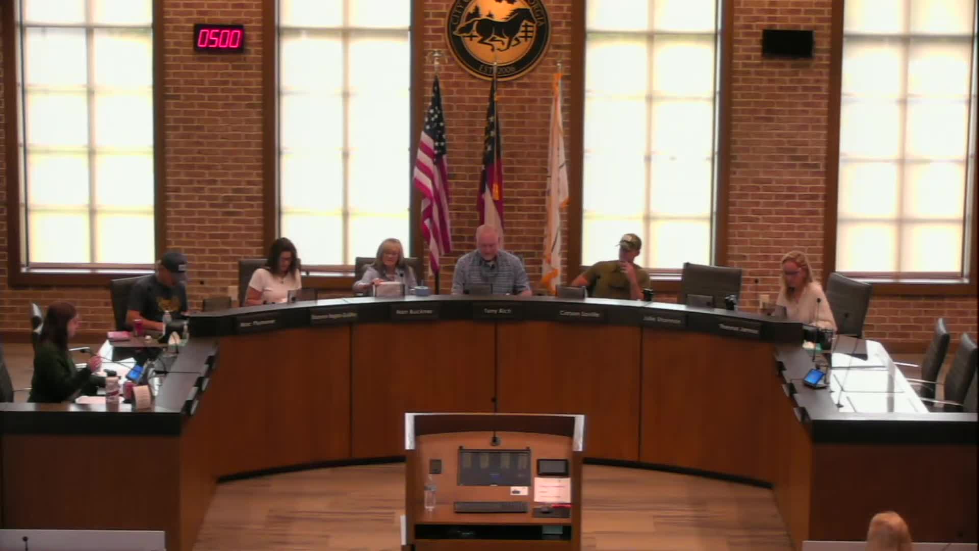 Milton equestrian panel backs package of large‑lot incentives; staff to draft code changes