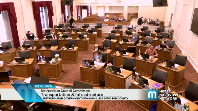 Committee OKs ordinance separating sightseeing vehicles from party buses; creates 4-6 p.m. rush-hour permits on fixed routes