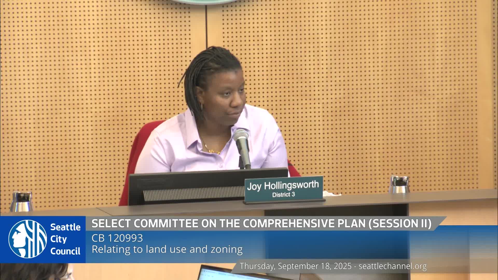 Council adopts 20‑foot setback to protect Queen Anne Boulevard tree canopy