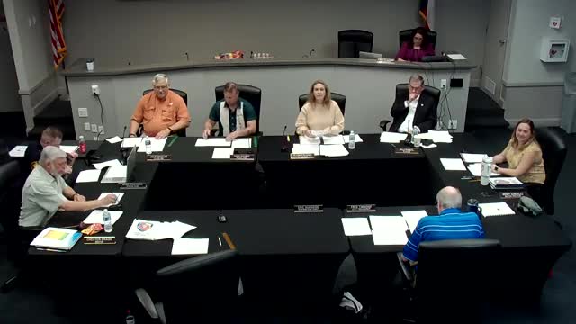 Residents urge council to support tax increase and post financials; praise for new city secretary