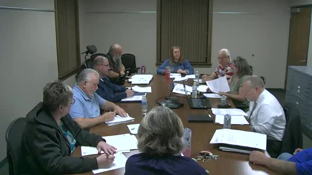 Commercial Point council discusses hiring full-time village administrator, flags salary and duties