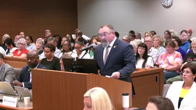 Tarrant County approves pared voting‑site map for Nov. 4 after heated public comment and amendments