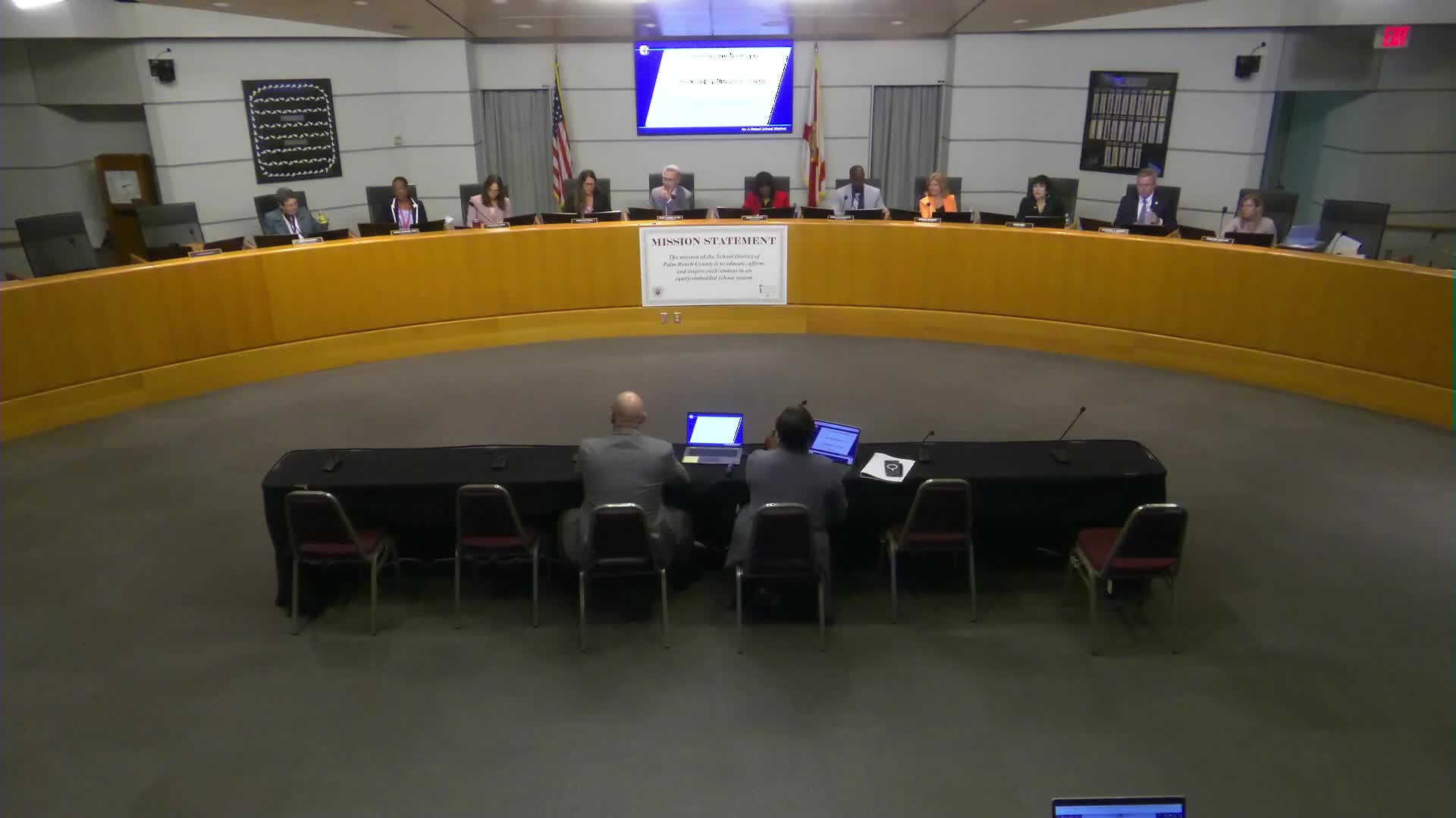 District reports ELA and math gains, expands phonics, dual‑enrollment and advanced‑course work